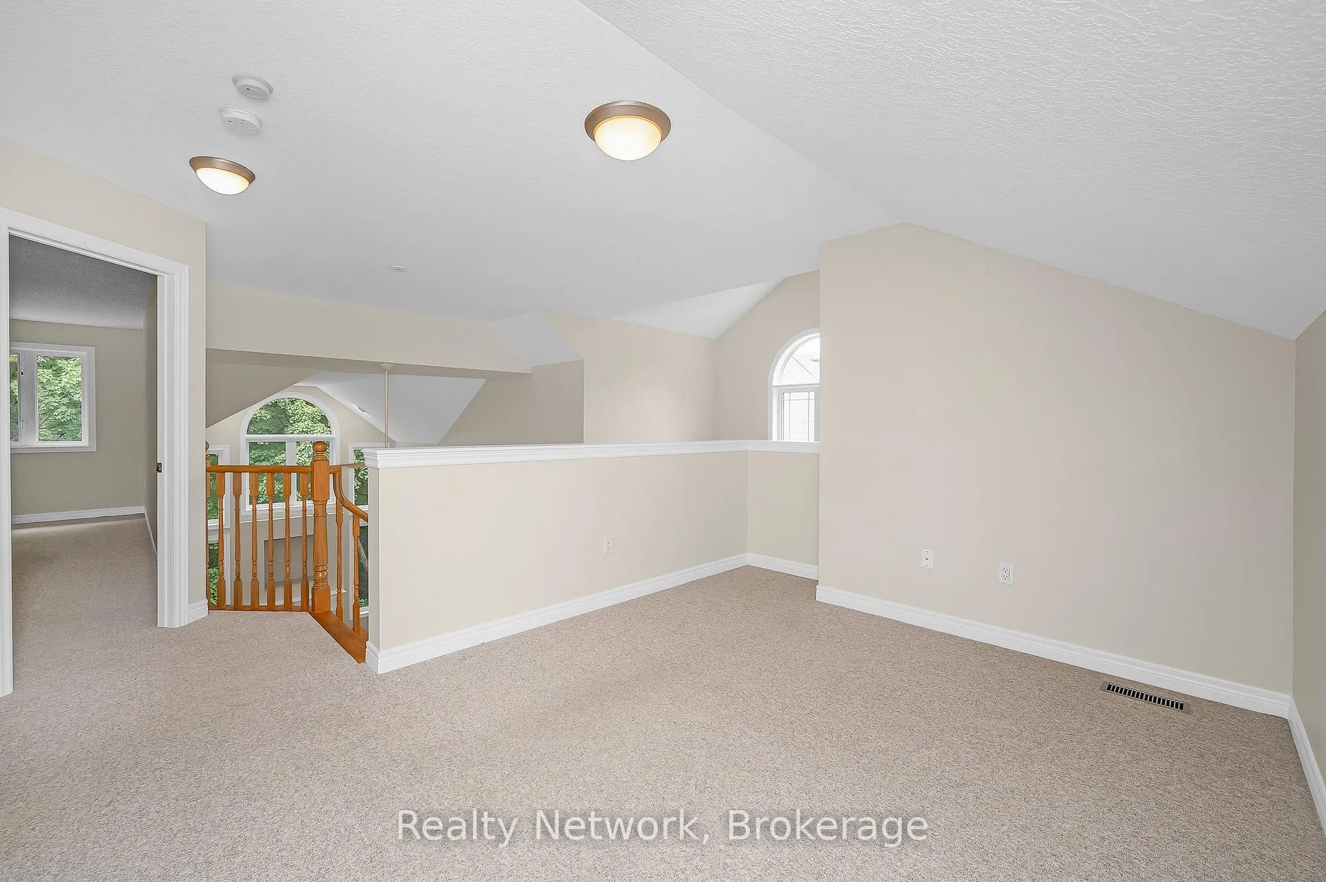 Photo 25 of Unit 45, 40 Wesleyan Court, Hamilton, Ancaster — HOMEH