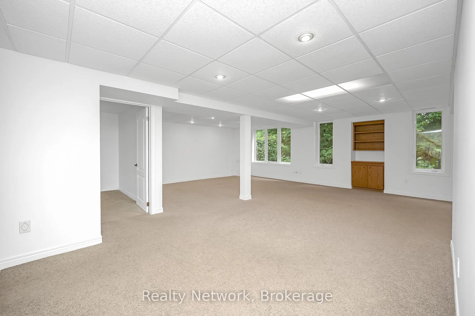 Photo 30 of Unit 45, 40 Wesleyan Court, Hamilton, Ancaster — HOMEH