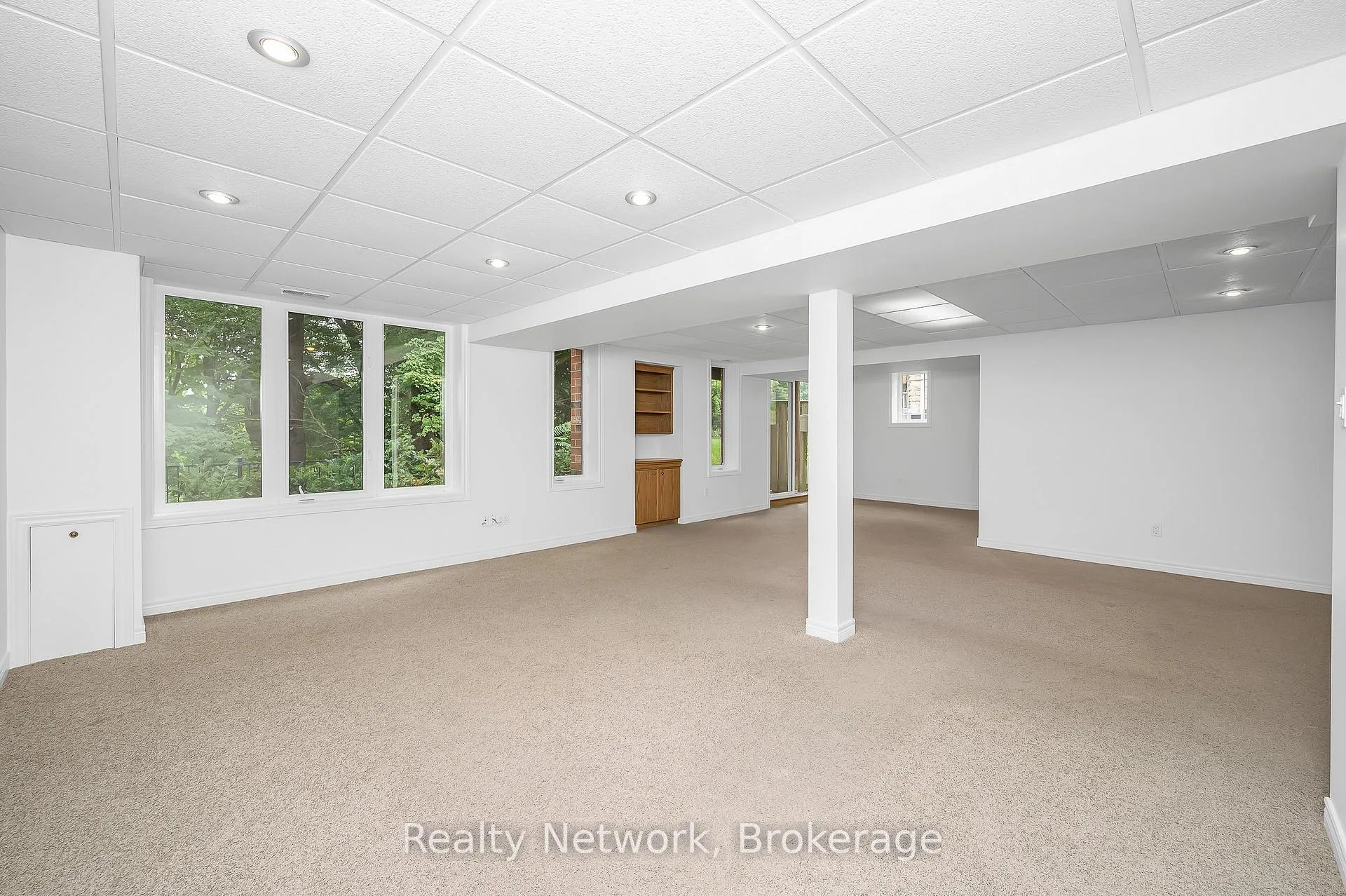 Photo 31 of Unit 45, 40 Wesleyan Court, Hamilton, Ancaster — HOMEH