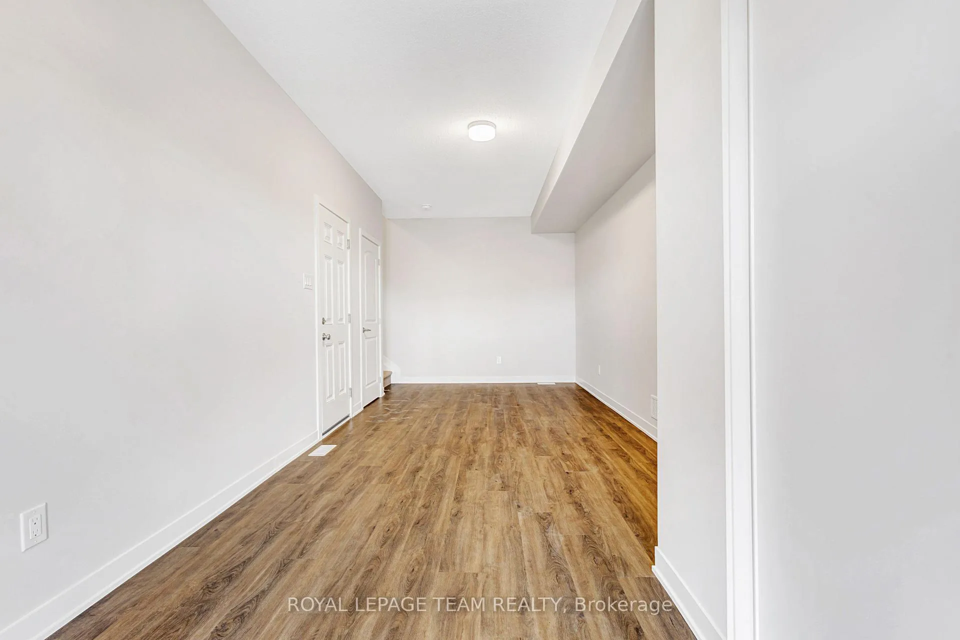 Photo 4 of 1004 Elixir Place, Ottawa, Kanata - Rural Kanata (Central) — HOMEH