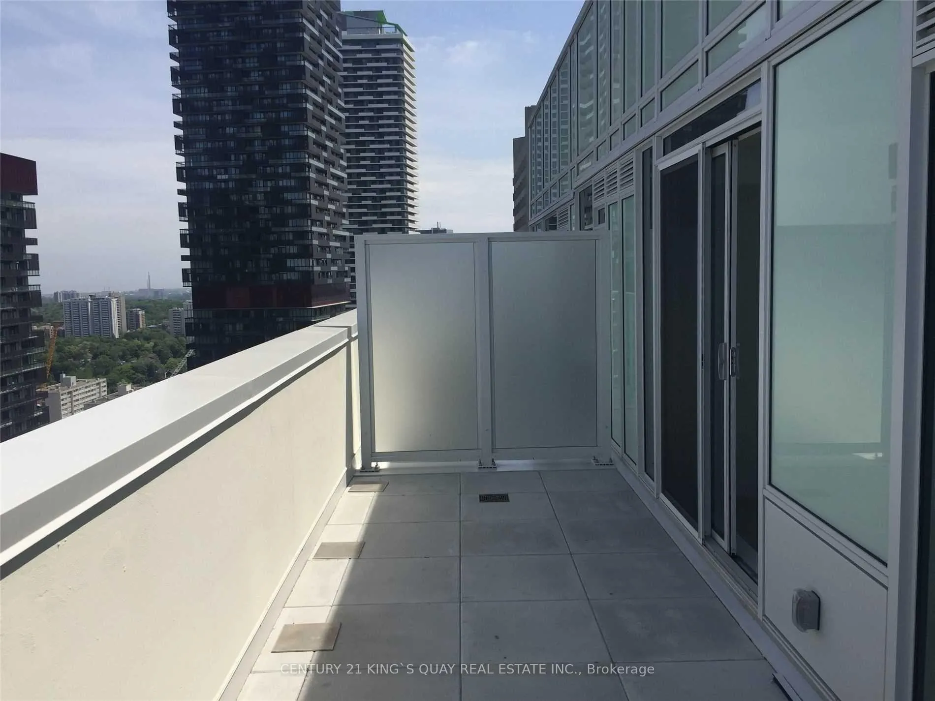 Photo 3 of Unit 2704, 33 Helendale Avenue, Toronto, Yonge-Eglinton — HOMEH