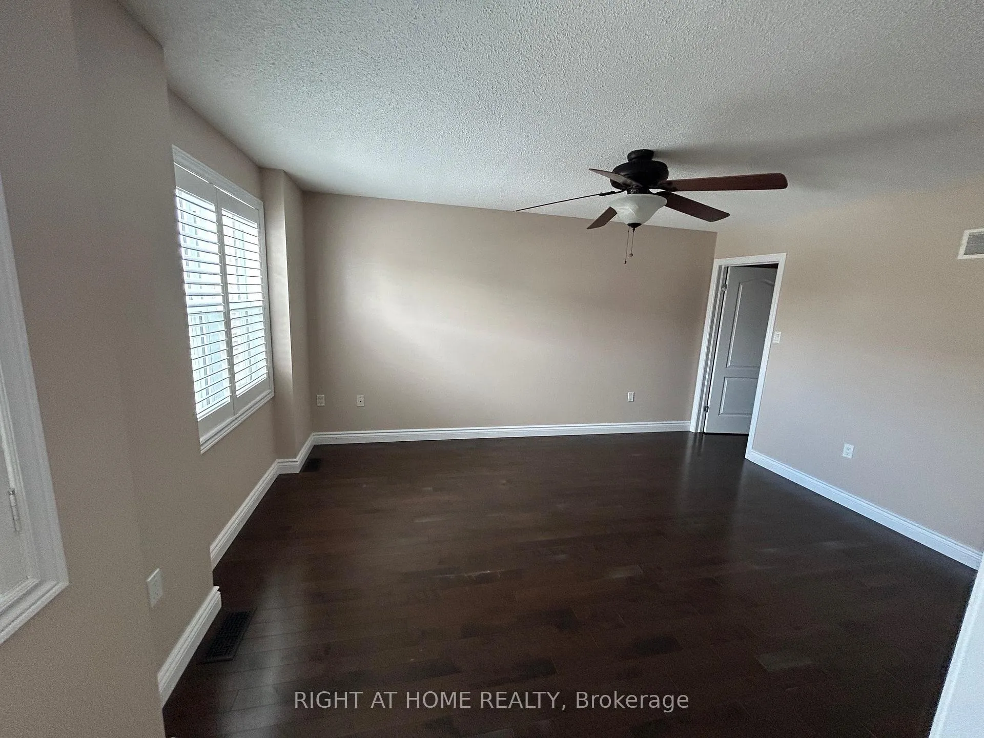 Photo 9 of Unit 9, 22 Liddycoat Lane, Hamilton, Ancaster — HOMEH
