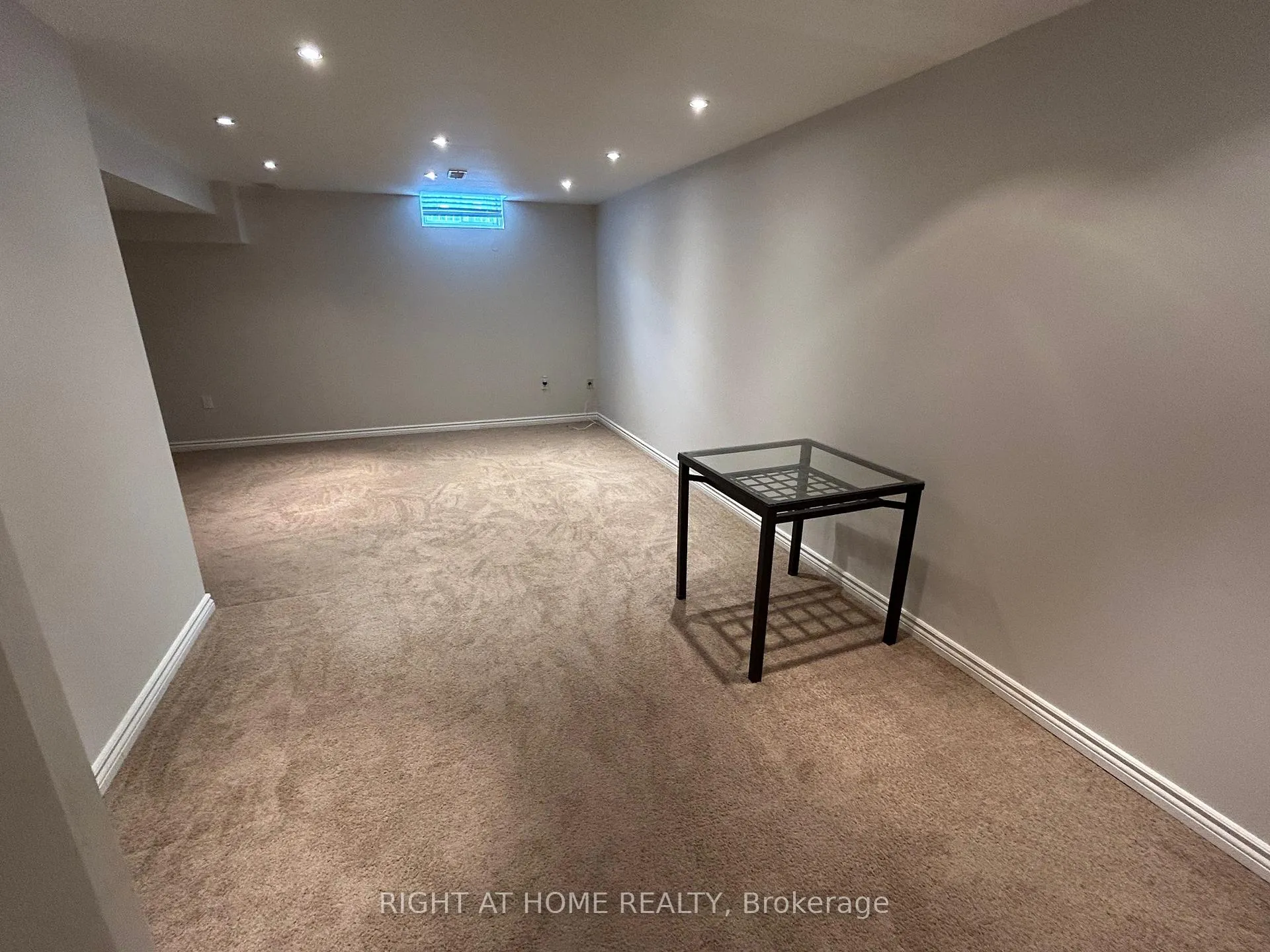 Photo 17 of Unit 9, 22 Liddycoat Lane, Hamilton, Ancaster — HOMEH