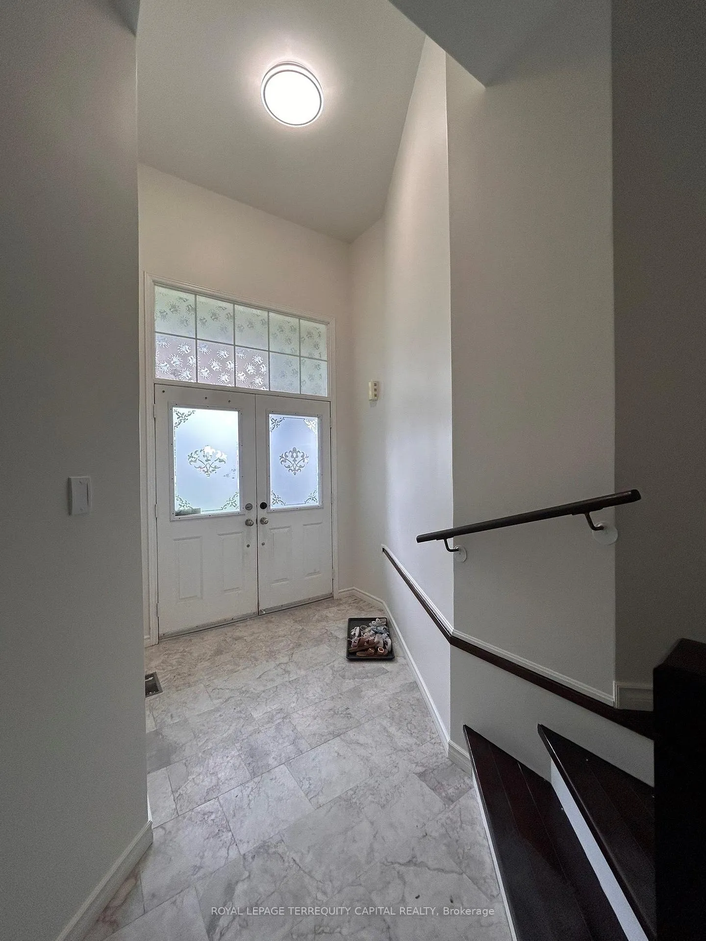 Photo 3 of Unit Lower, 35 Meyer Avenue, Barrie, East Bayfield — HOMEH