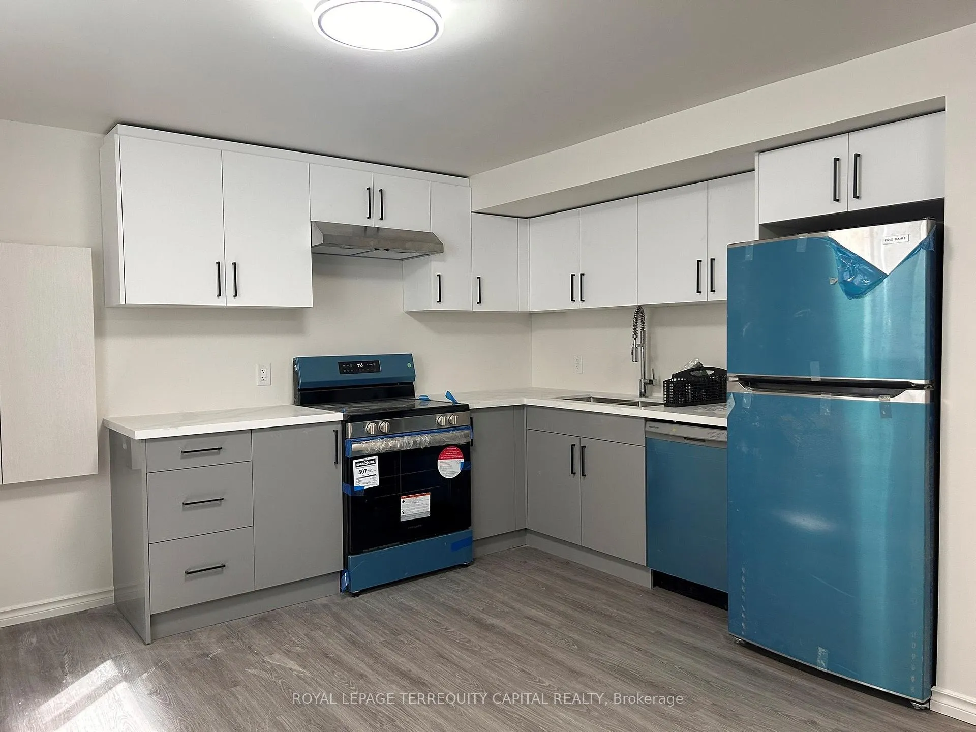 Photo 4 of Unit Lower, 35 Meyer Avenue, Barrie, East Bayfield — HOMEH