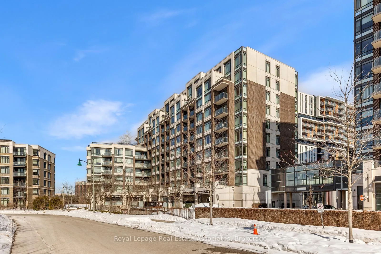 Photo 2 of Unit 701, 8130 Birchmount Road, Markham, Unionville — HOMEH