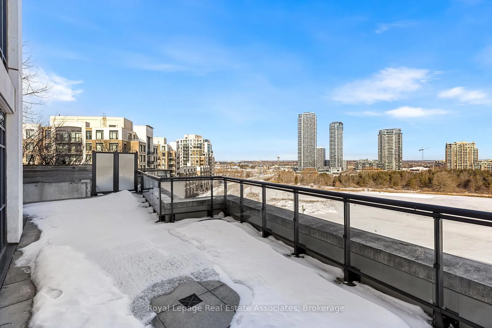 Photo 25 of Unit 701, 8130 Birchmount Road, Markham, Unionville — HOMEH
