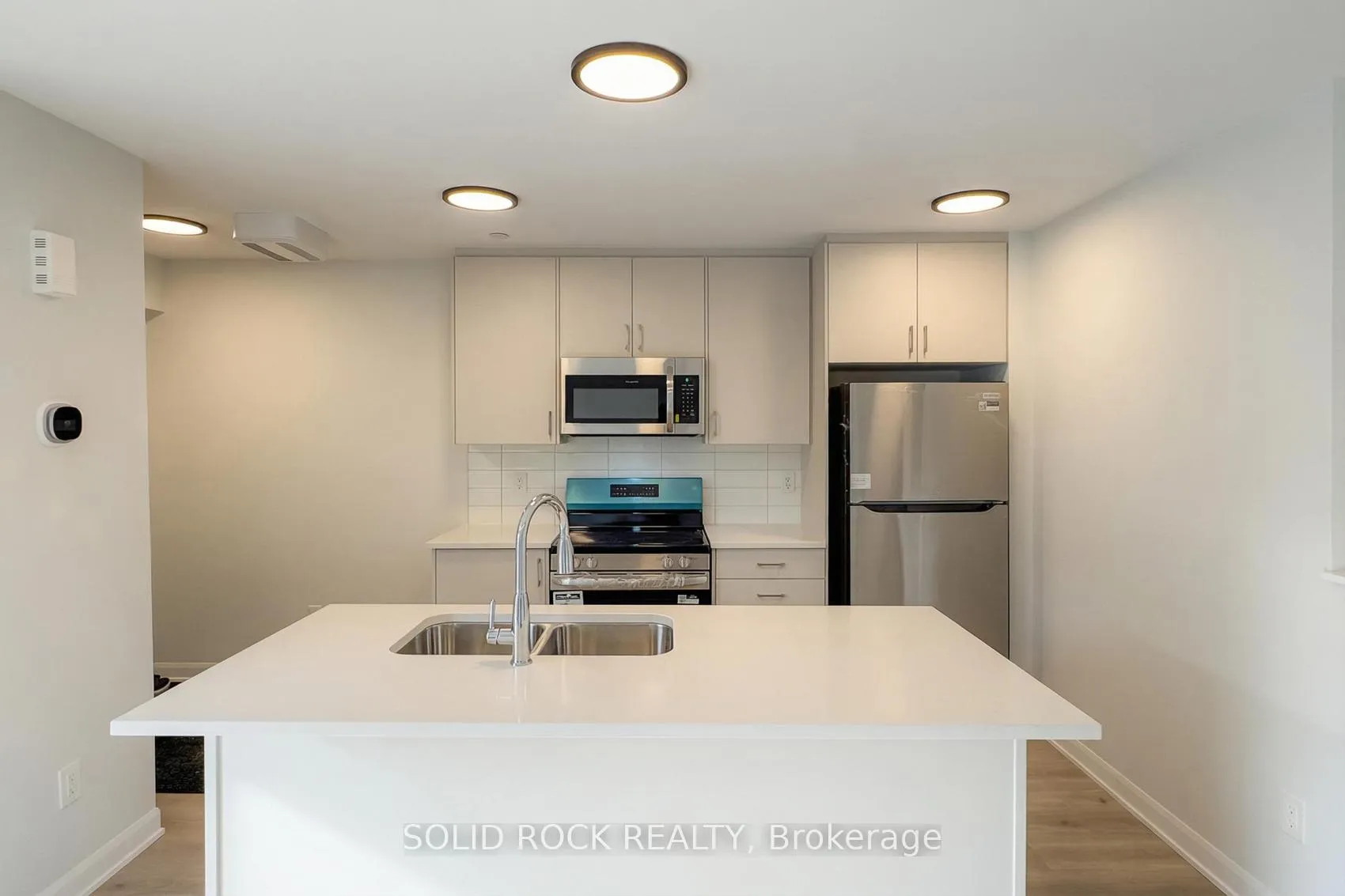 Photo 4 of Unit 20, 401 Glenroy Gilbert Drive, Ottawa, Barrhaven - Strandherd — HOMEH