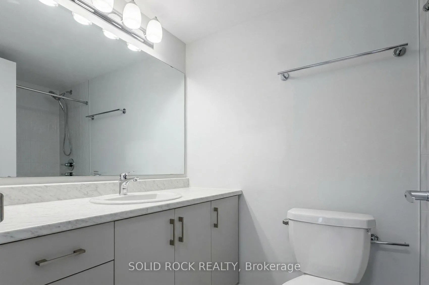 Photo 12 of Unit 20, 401 Glenroy Gilbert Drive, Ottawa, Barrhaven - Strandherd — HOMEH