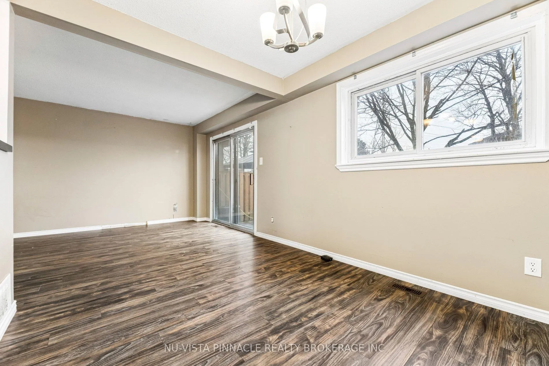 Photo 12 of 1627 Alwin Circle, Pickering, Village East — HOMEH