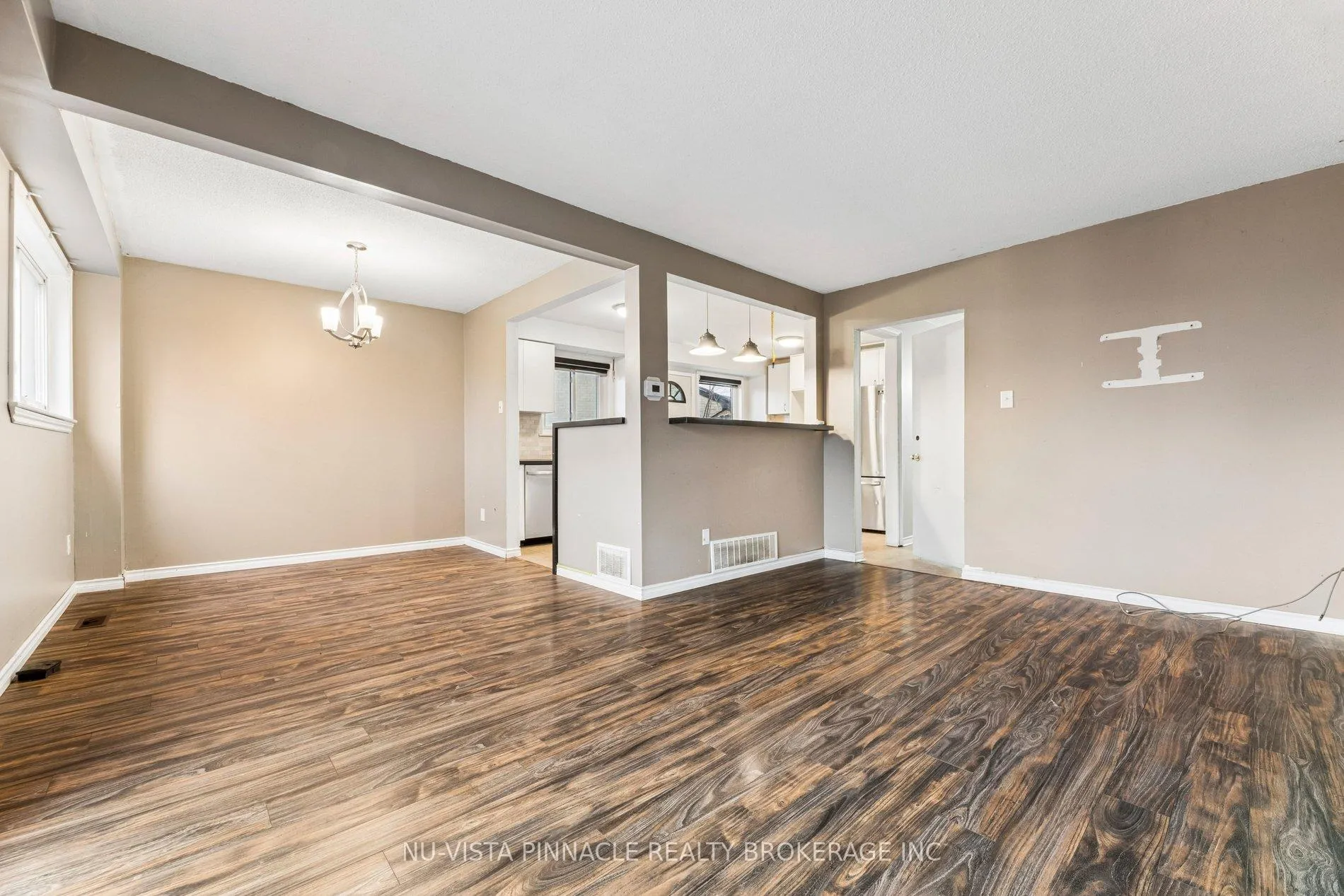 Photo 14 of 1627 Alwin Circle, Pickering, Village East — HOMEH