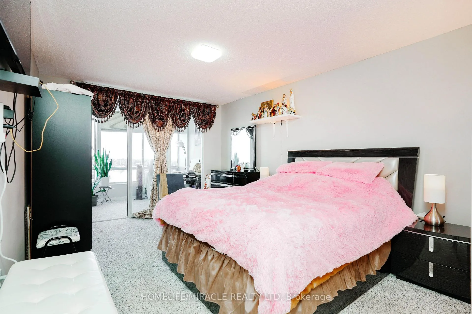 Photo 9 of Unit 1705, 26 Hanover Road, Brampton, Queen Street Corridor — HOMEH