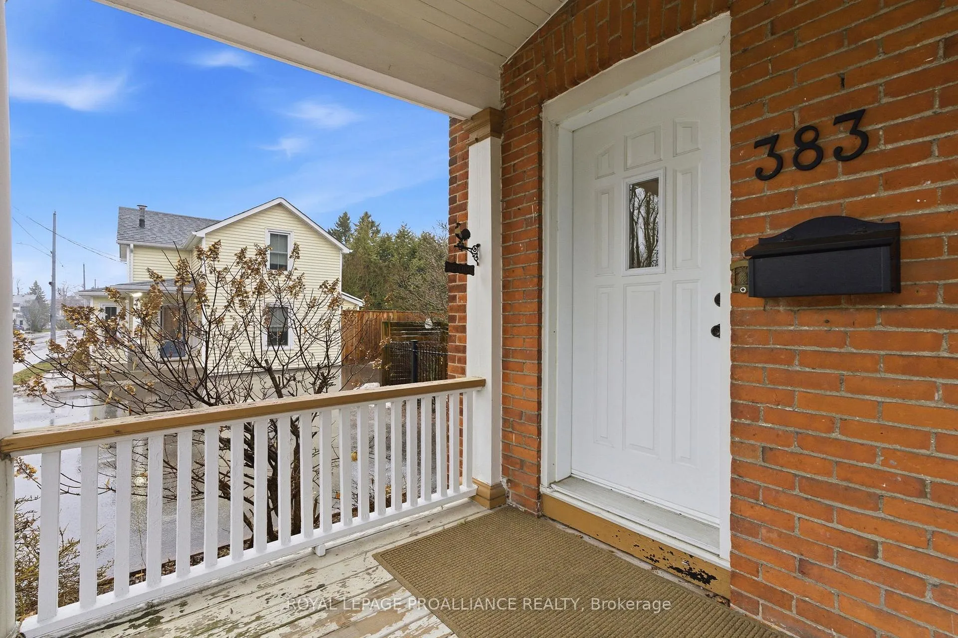 Photo 4 of 383 Mathew Street, Cobourg — HOMEH