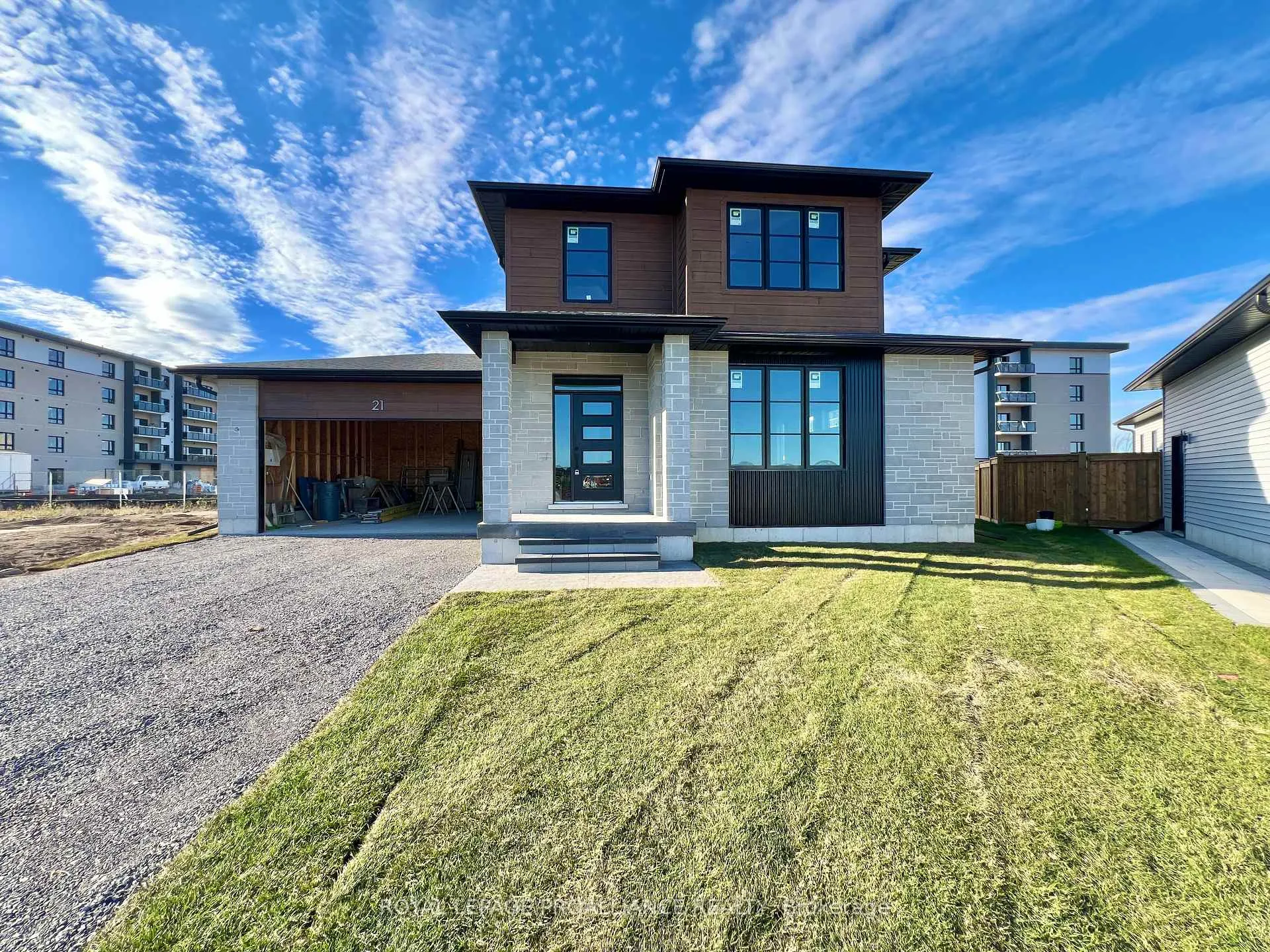 Photo 29 of 21 Horton Court, Belleville, Belleville Ward — HOMEH