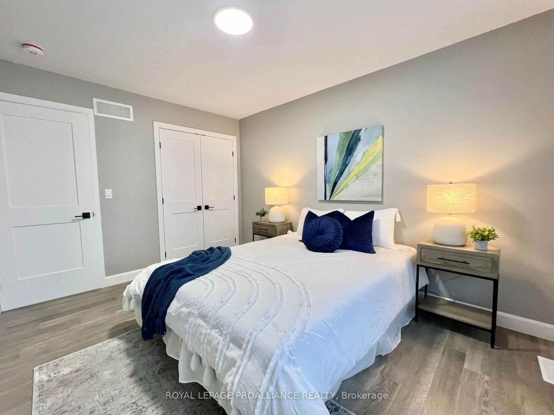 Photo 22 of 21 Horton Court, Belleville, Belleville Ward — HOMEH