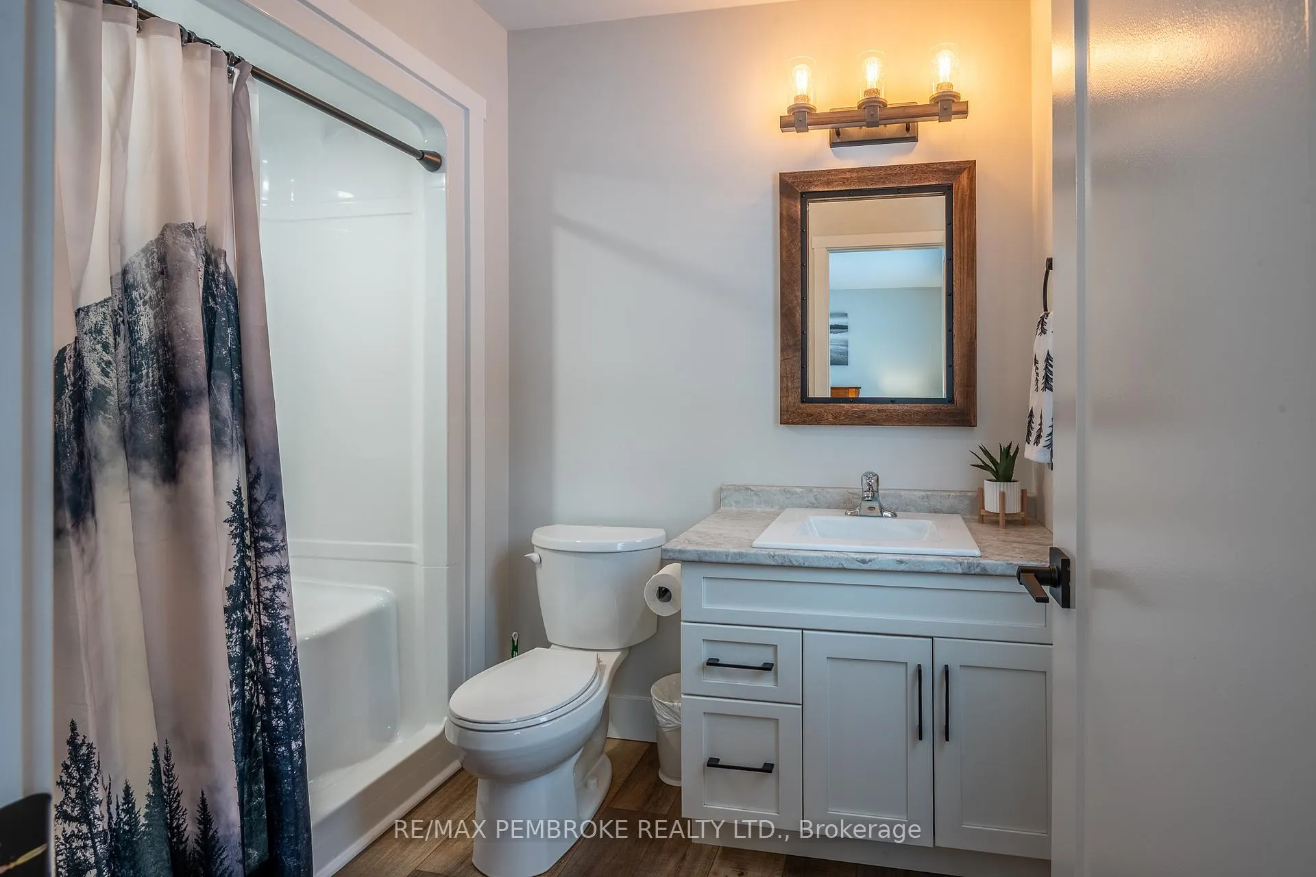 Photo 30 of 13 Rantz Road, Petawawa — HOMEH