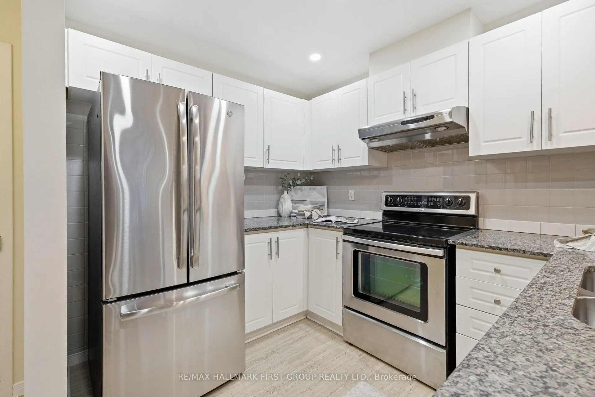 Photo 6 of Unit 214, 145 Third Street, Cobourg — HOMEH