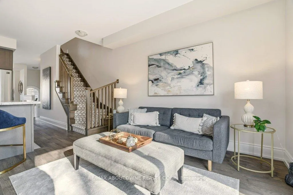 Photo 7 of 4174 Galileo Common, Burlington, Shoreacres — HOMEH