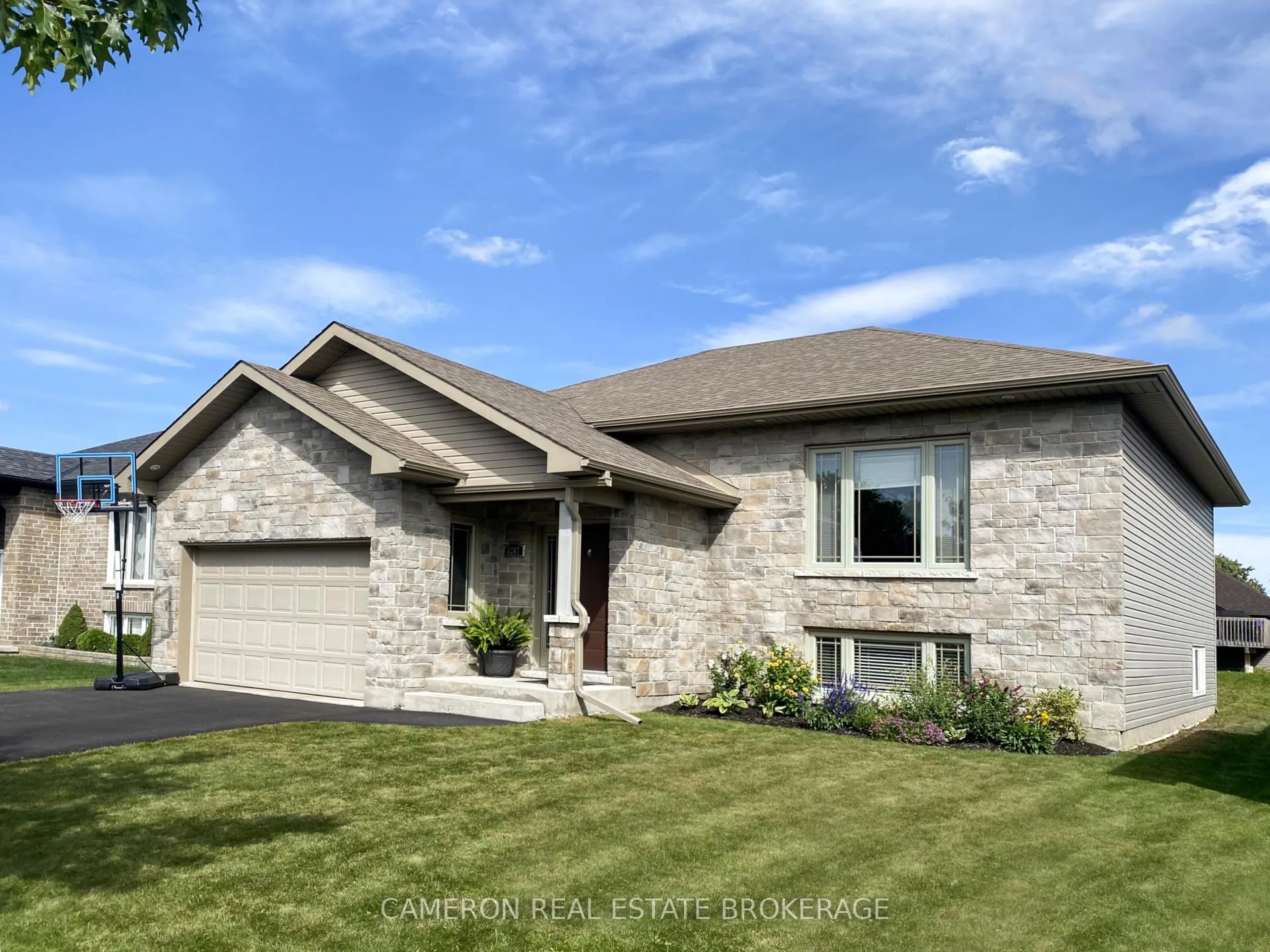 Front of 3247 Northdale Drive