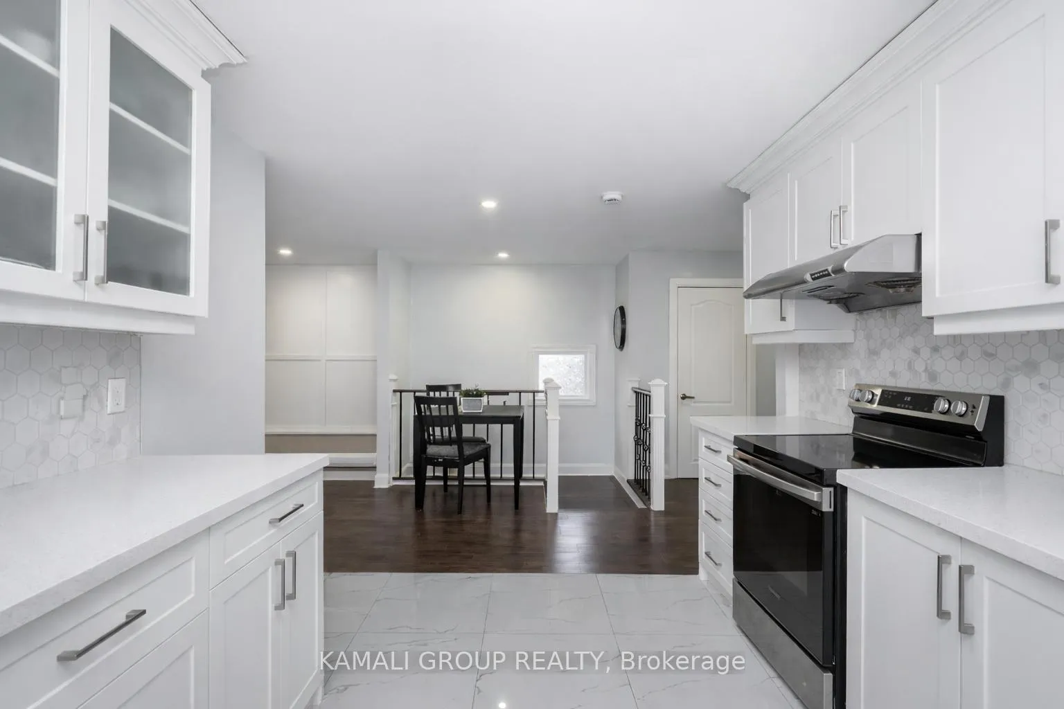 Photo 3 of Unit Unit 2, 449 Kenilworth Avenue N, Hamilton, Industrial Sector — HOMEH