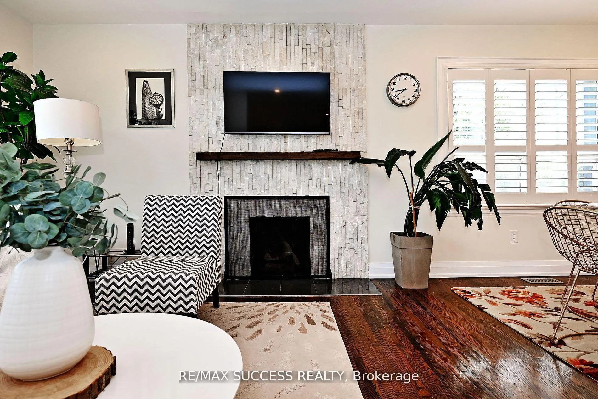 Photo 10 of 492 Sherin Drive, Oakville, West — HOMEH