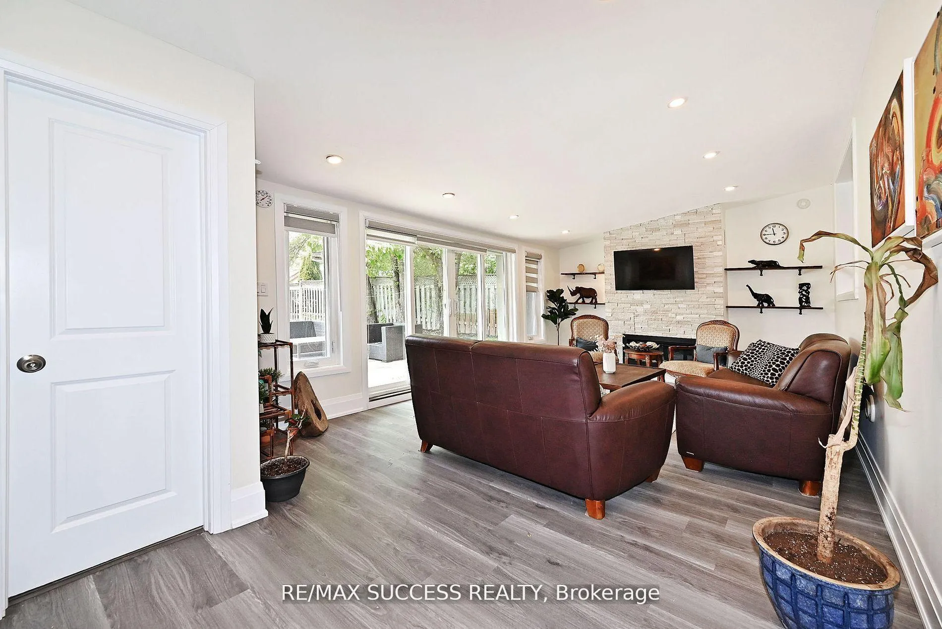Photo 30 of 492 Sherin Drive, Oakville, West — HOMEH