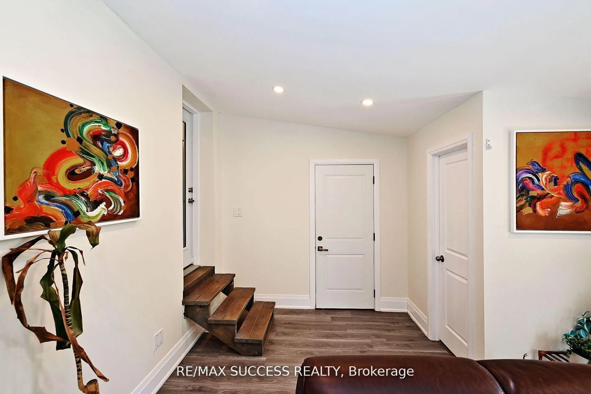 Photo 31 of 492 Sherin Drive, Oakville, West — HOMEH