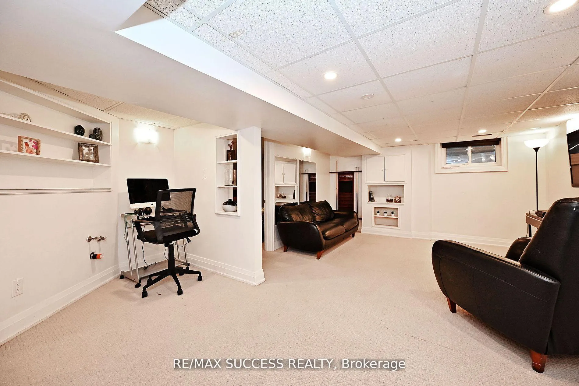 Photo 33 of 492 Sherin Drive, Oakville, West — HOMEH