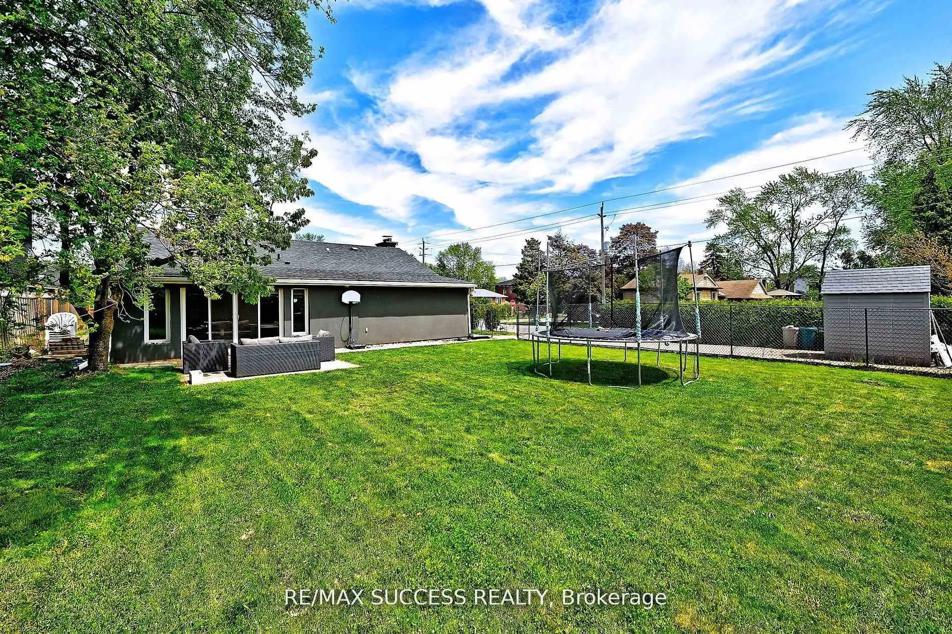 Photo 41 of 492 Sherin Drive, Oakville, West — HOMEH