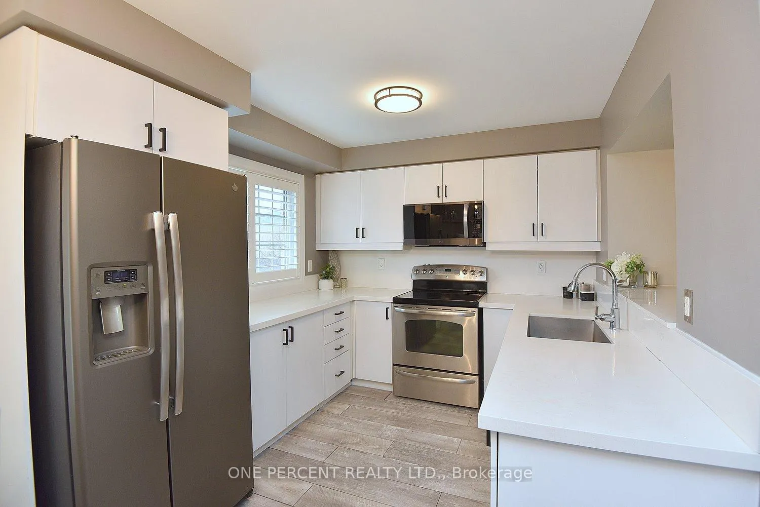 Photo 14 of 13 Emick Drive, Hamilton, Meadowlands — HOMEH