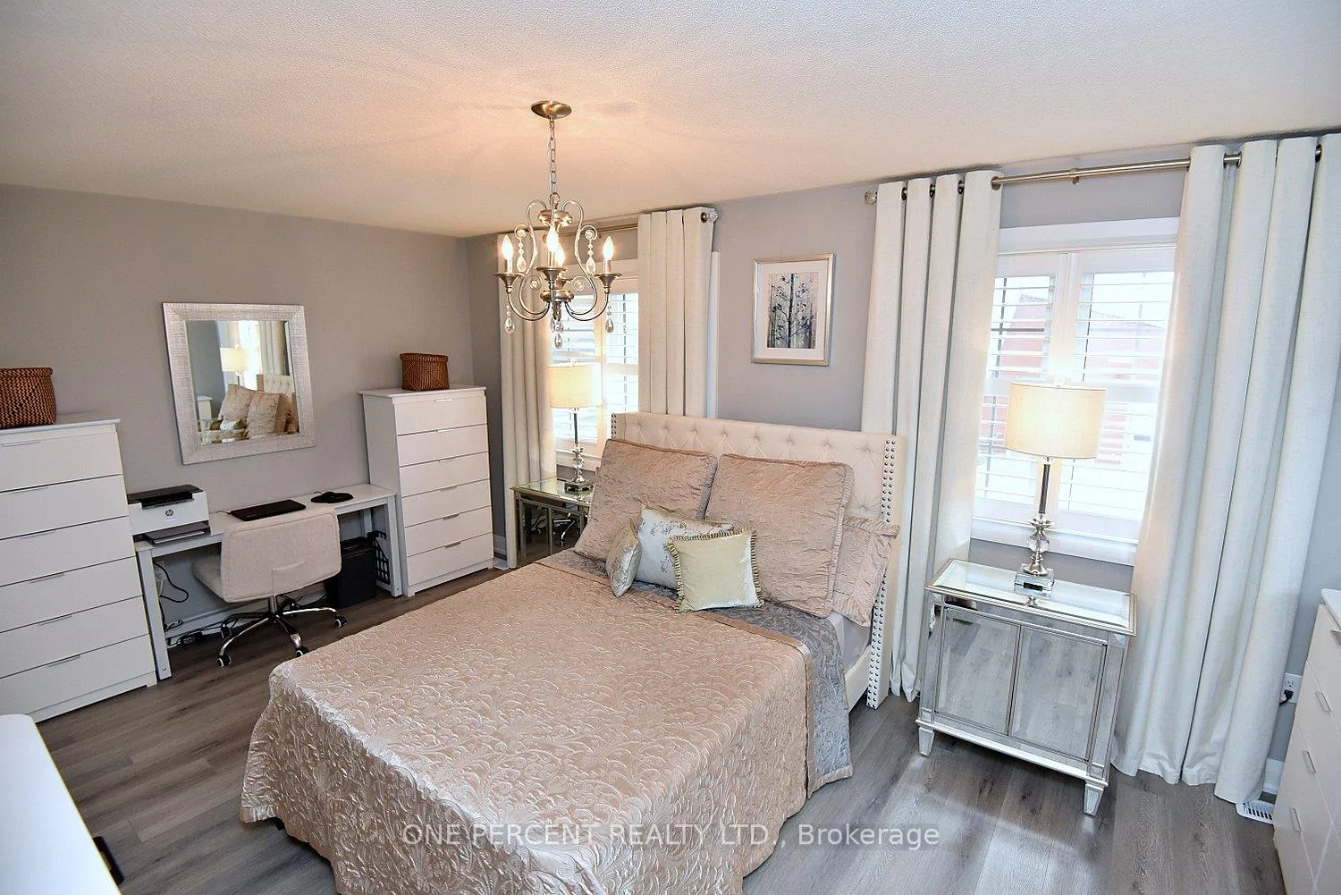 Photo 20 of 13 Emick Drive, Hamilton, Meadowlands — HOMEH