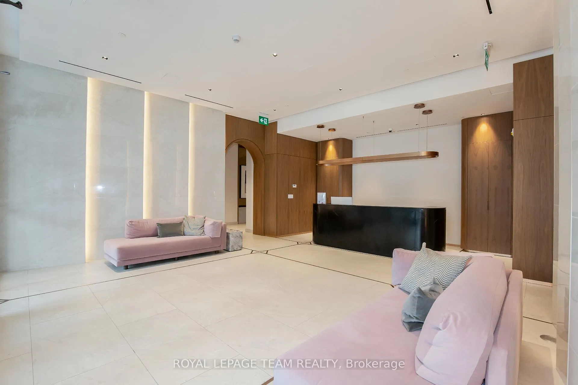 Photo 3 of Unit 501, 560 Rideau Street, Ottawa, Sandy Hill — HOMEH