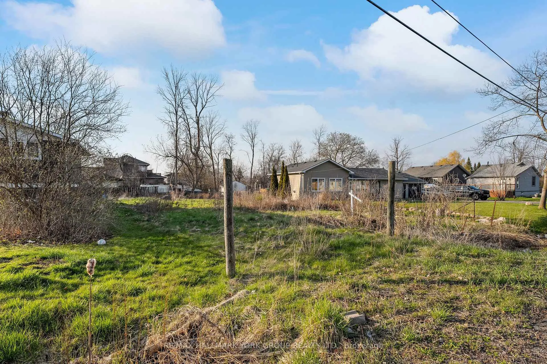 Photo 11 of 970 Metro Road N, Georgina, Historic Lakeshore Communities — HOMEH
