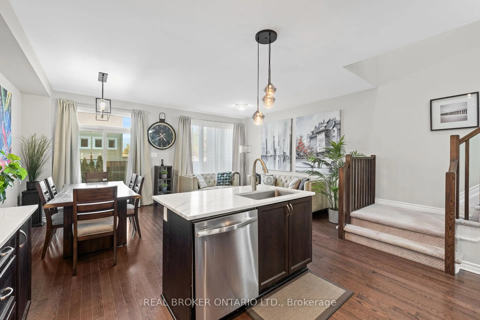 Photo 11 of 792 Cedar Creek Drive, Ottawa, Blossom Park/Kemp Park/Findlay Creek — HOMEH