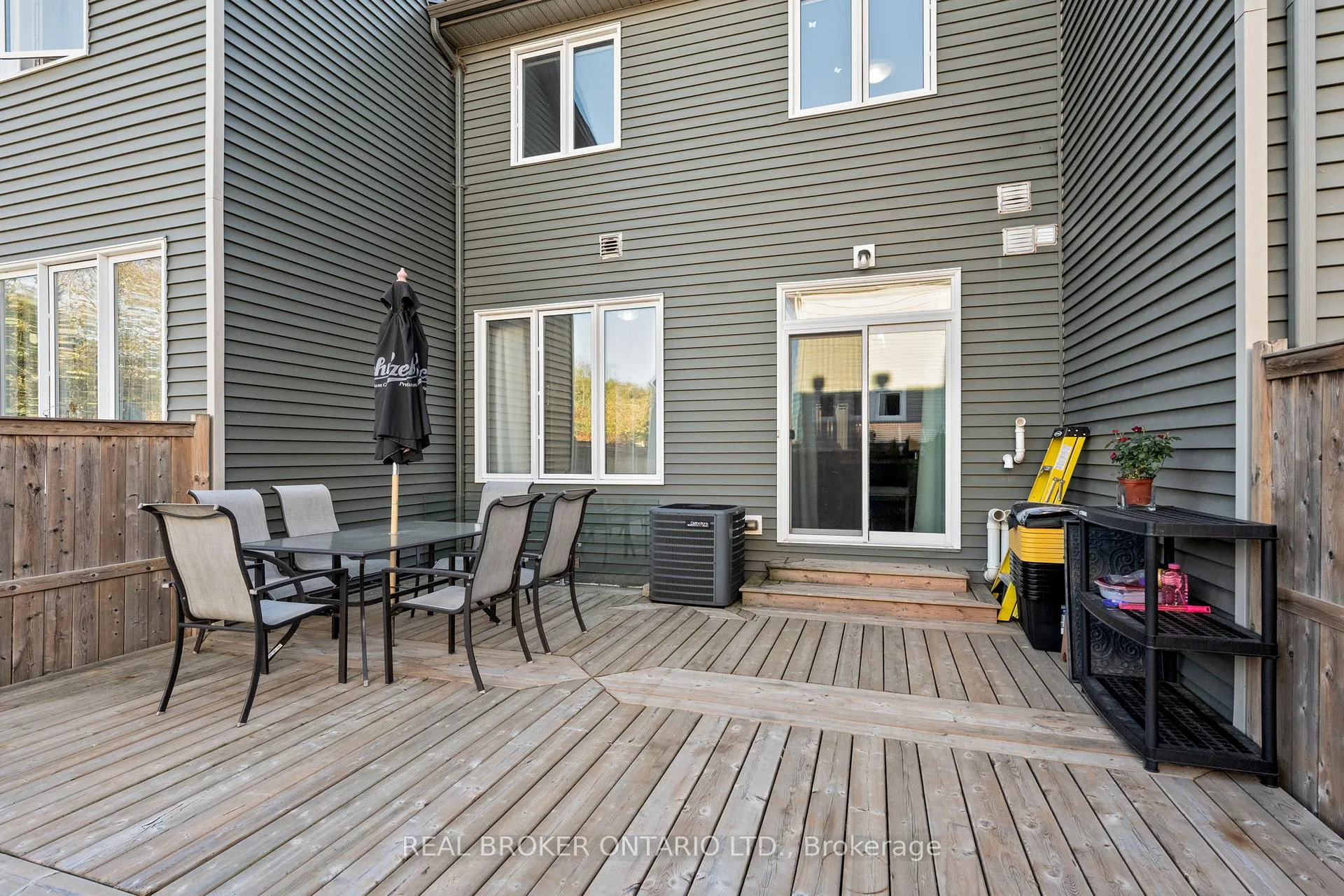 Photo 37 of 792 Cedar Creek Drive, Ottawa, Blossom Park/Kemp Park/Findlay Creek — HOMEH