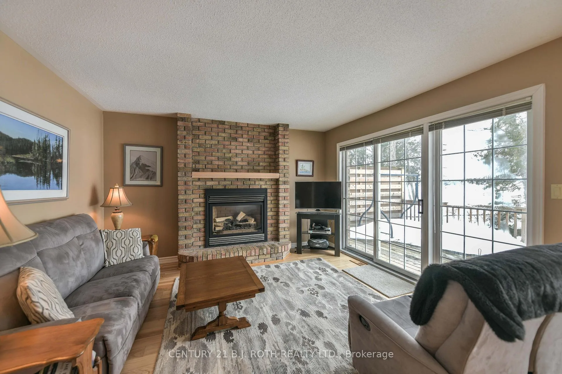 Photo 10 of 698 Broadview Avenue, Orillia — HOMEH
