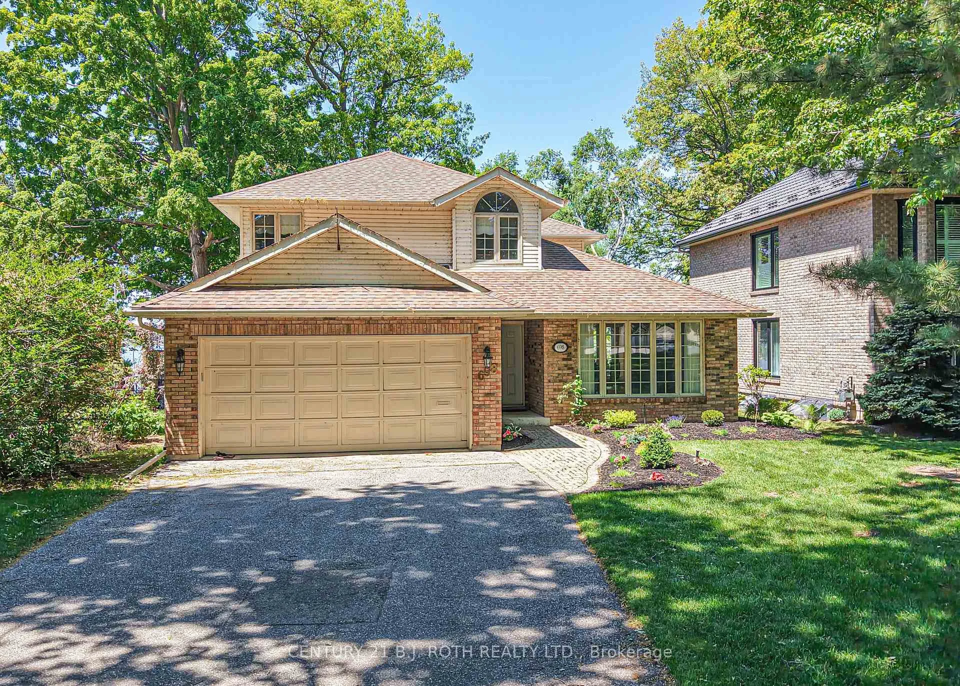 Photo 1 of 698 Broadview Avenue, Orillia — HOMEH