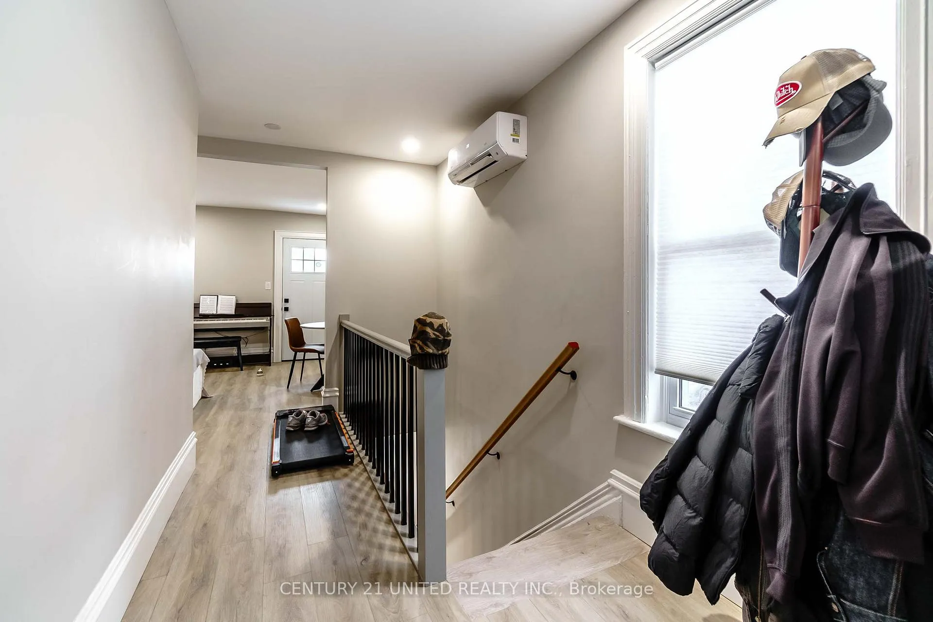 Photo 25 of 218 Park Street N, Peterborough, Town Ward 3 — HOMEH