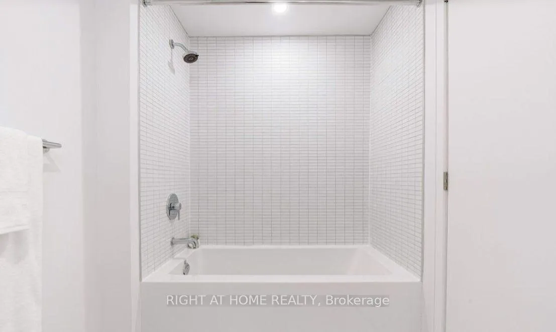 Photo 11 of Unit 1111, 1 Jarvis Street, Hamilton, Beasley — HOMEH