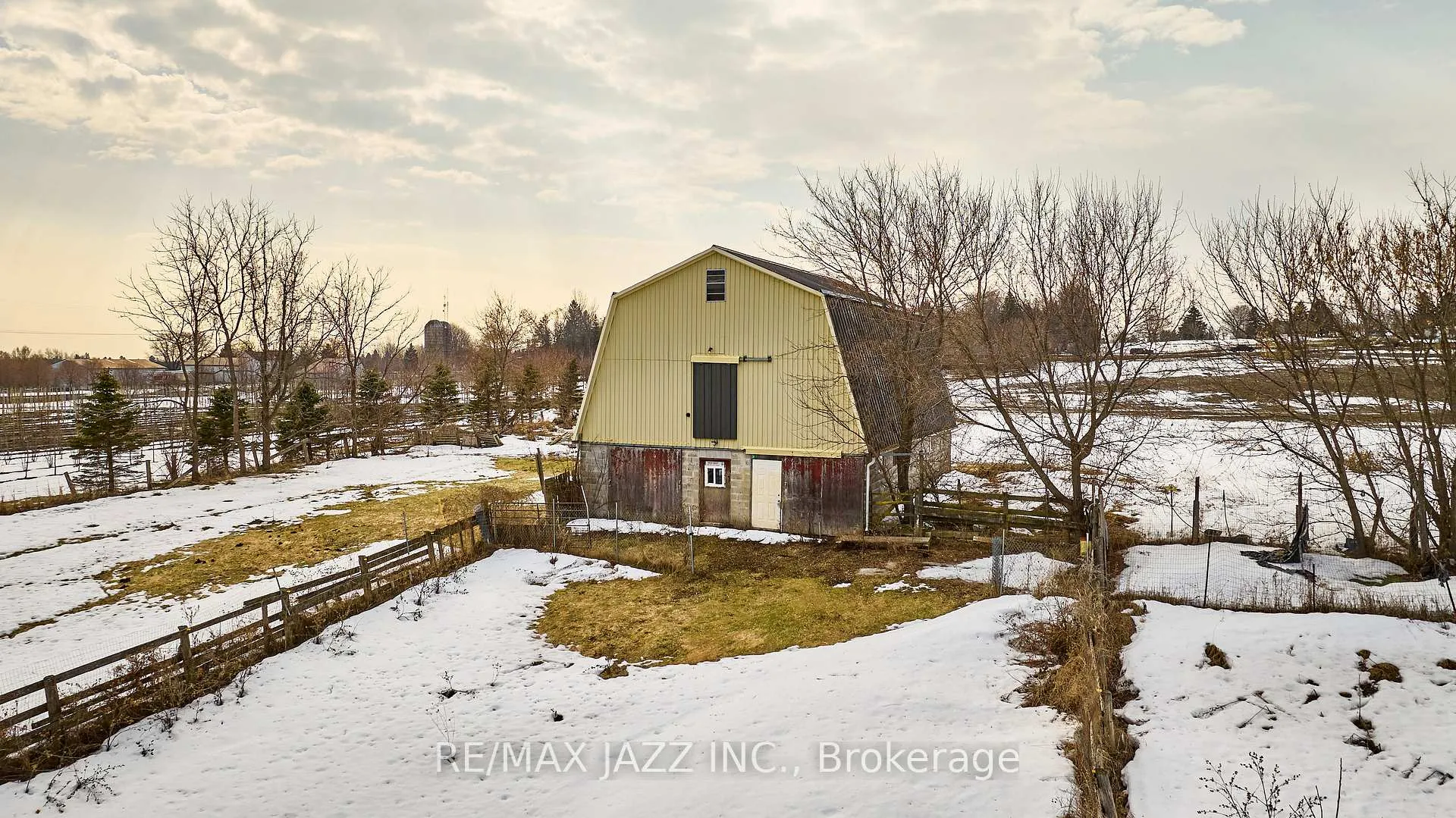 Photo 3 of 8795 Baldwin Street N, Whitby, Rural Whitby — HOMEH