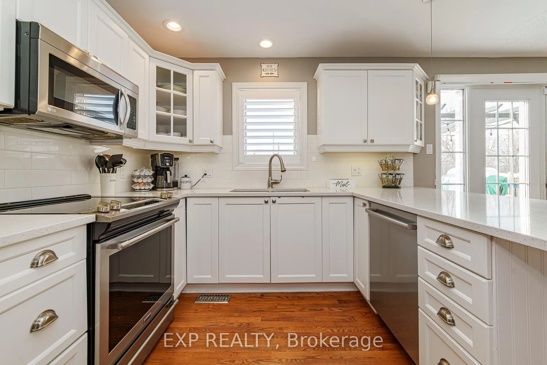 Photo 10 of 4466 Shoreline Drive, Ottawa, Riverside South/Gloucester Glen — HOMEH
