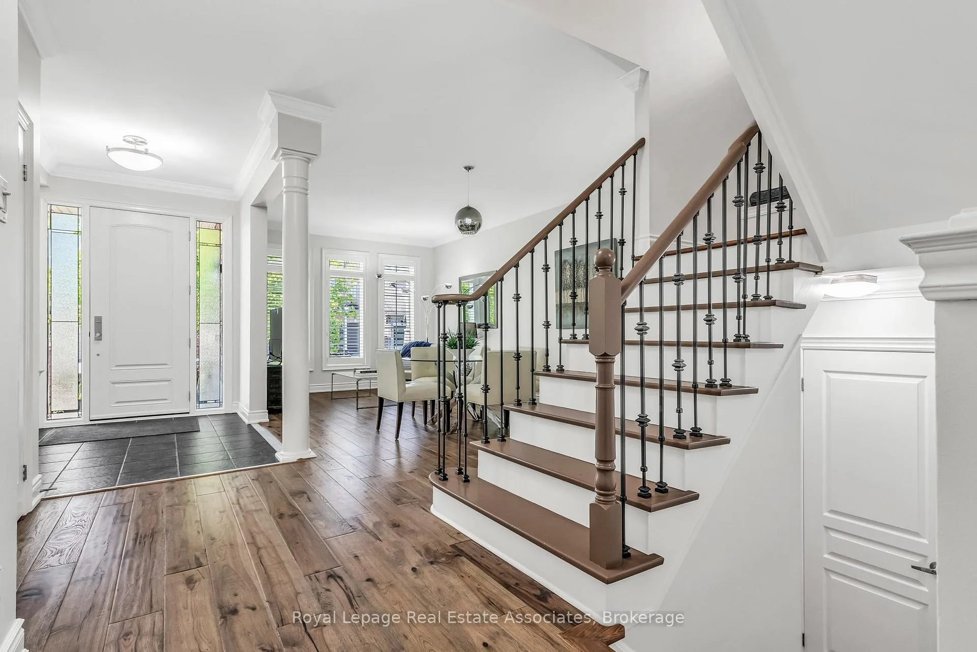 Photo 5 of 273 Duskywing Way, Oakville, Bronte — HOMEH