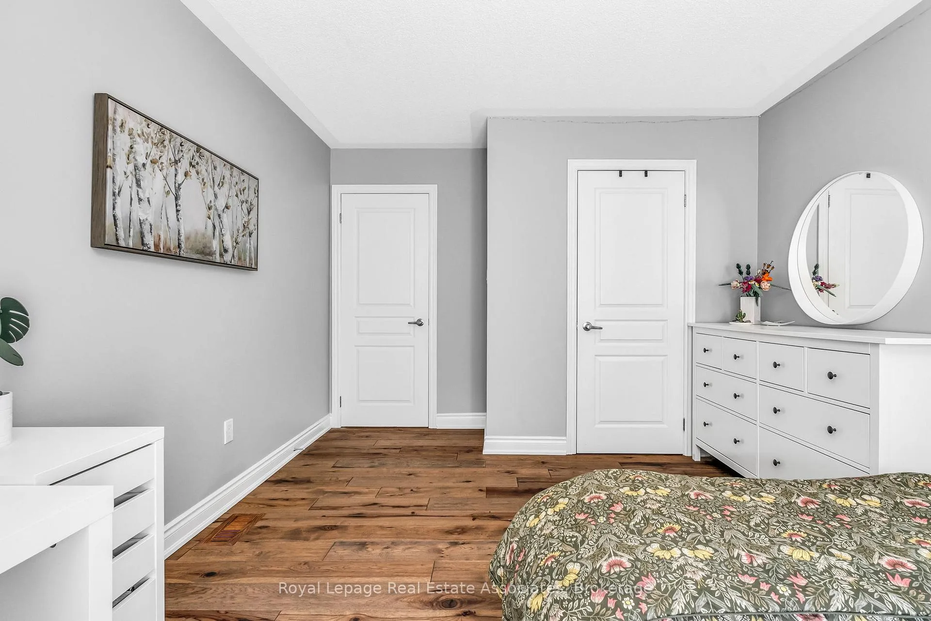 Photo 31 of 273 Duskywing Way, Oakville, Bronte — HOMEH
