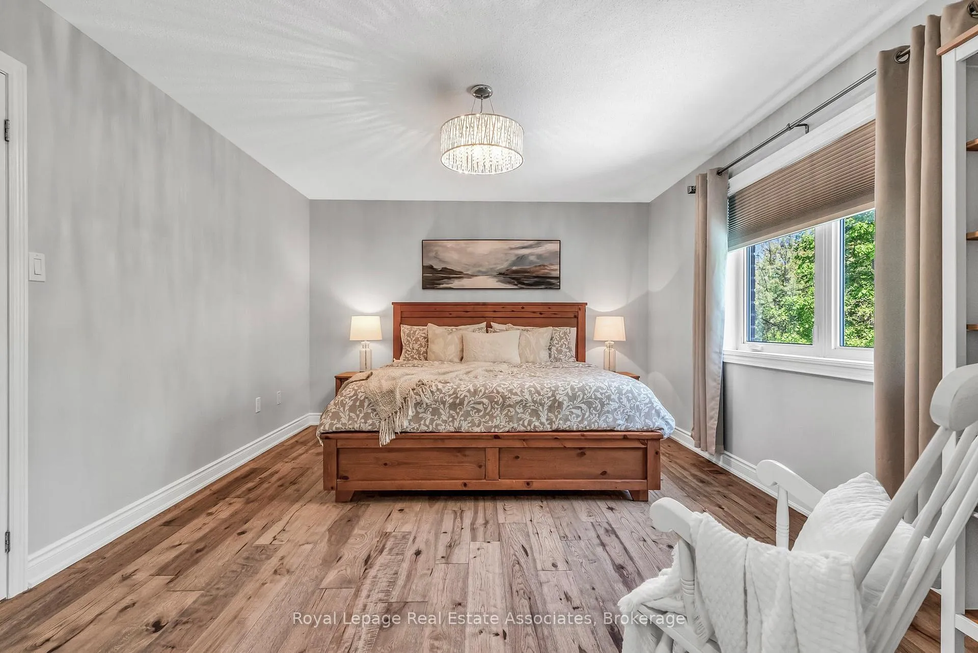 Photo 33 of 273 Duskywing Way, Oakville, Bronte — HOMEH