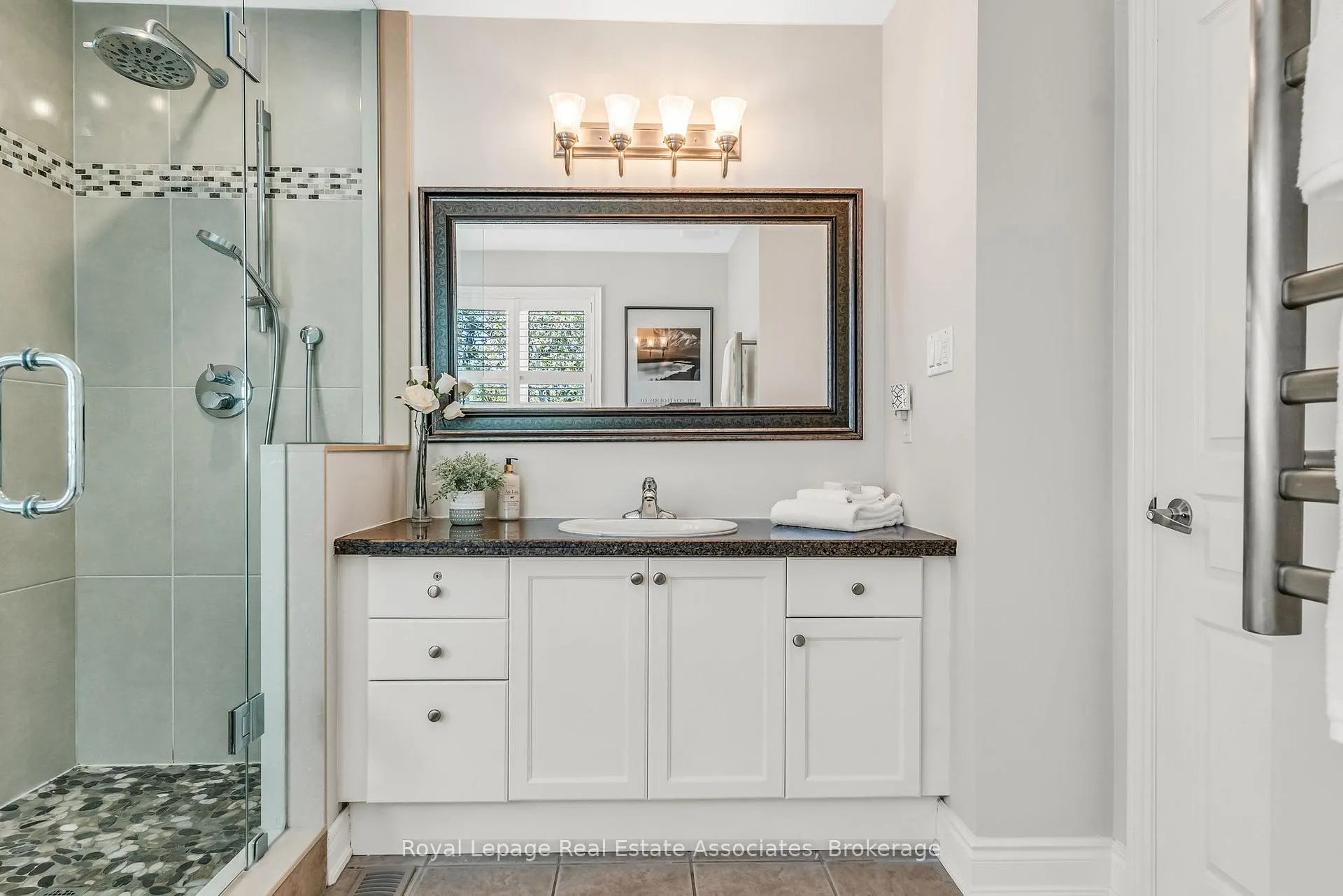 Photo 35 of 273 Duskywing Way, Oakville, Bronte — HOMEH
