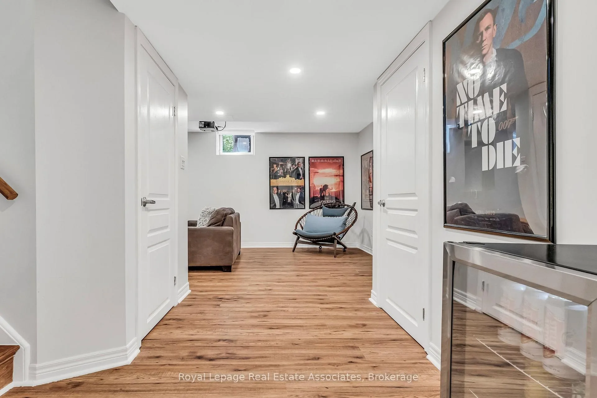 Photo 37 of 273 Duskywing Way, Oakville, Bronte — HOMEH