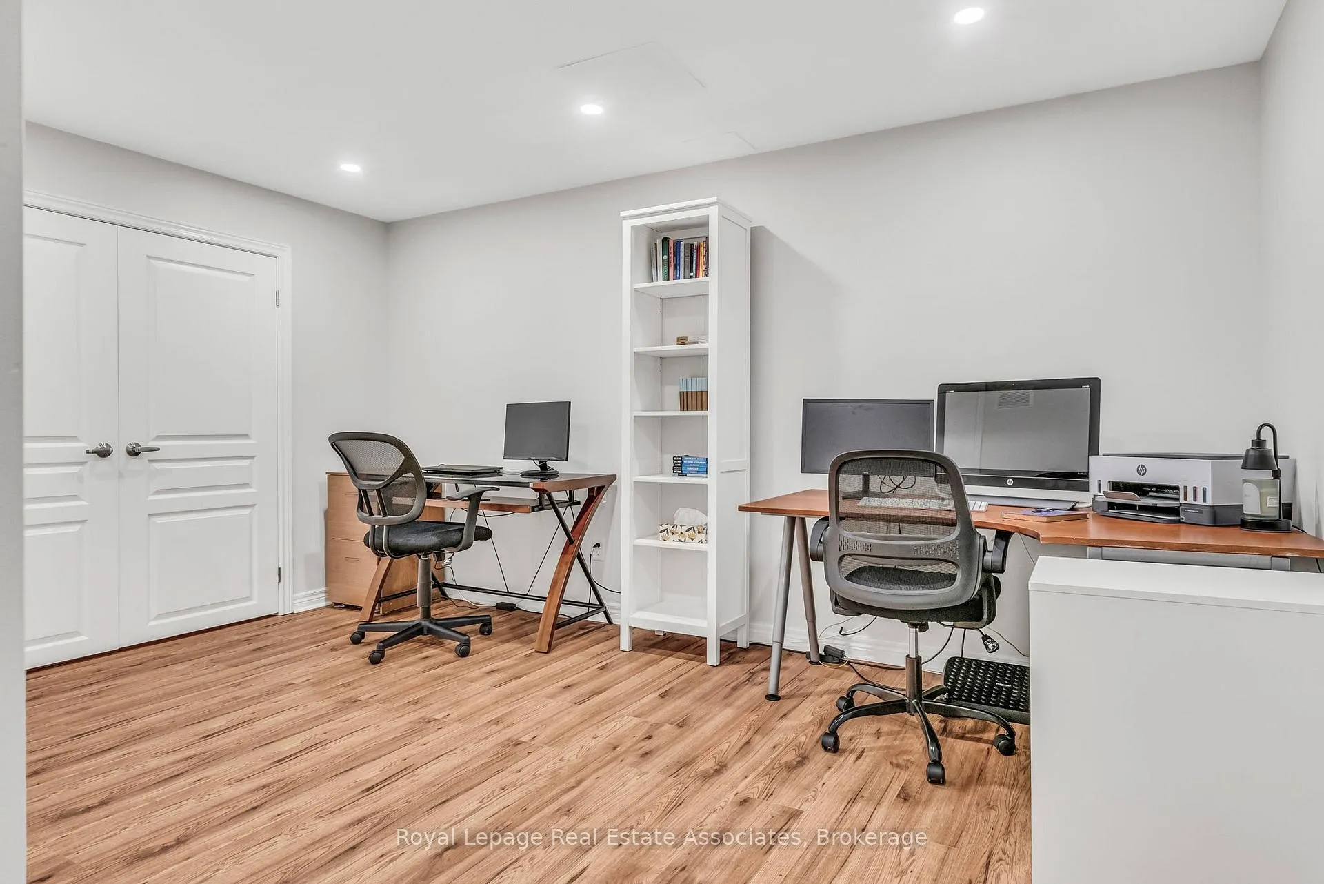 Photo 40 of 273 Duskywing Way, Oakville, Bronte — HOMEH