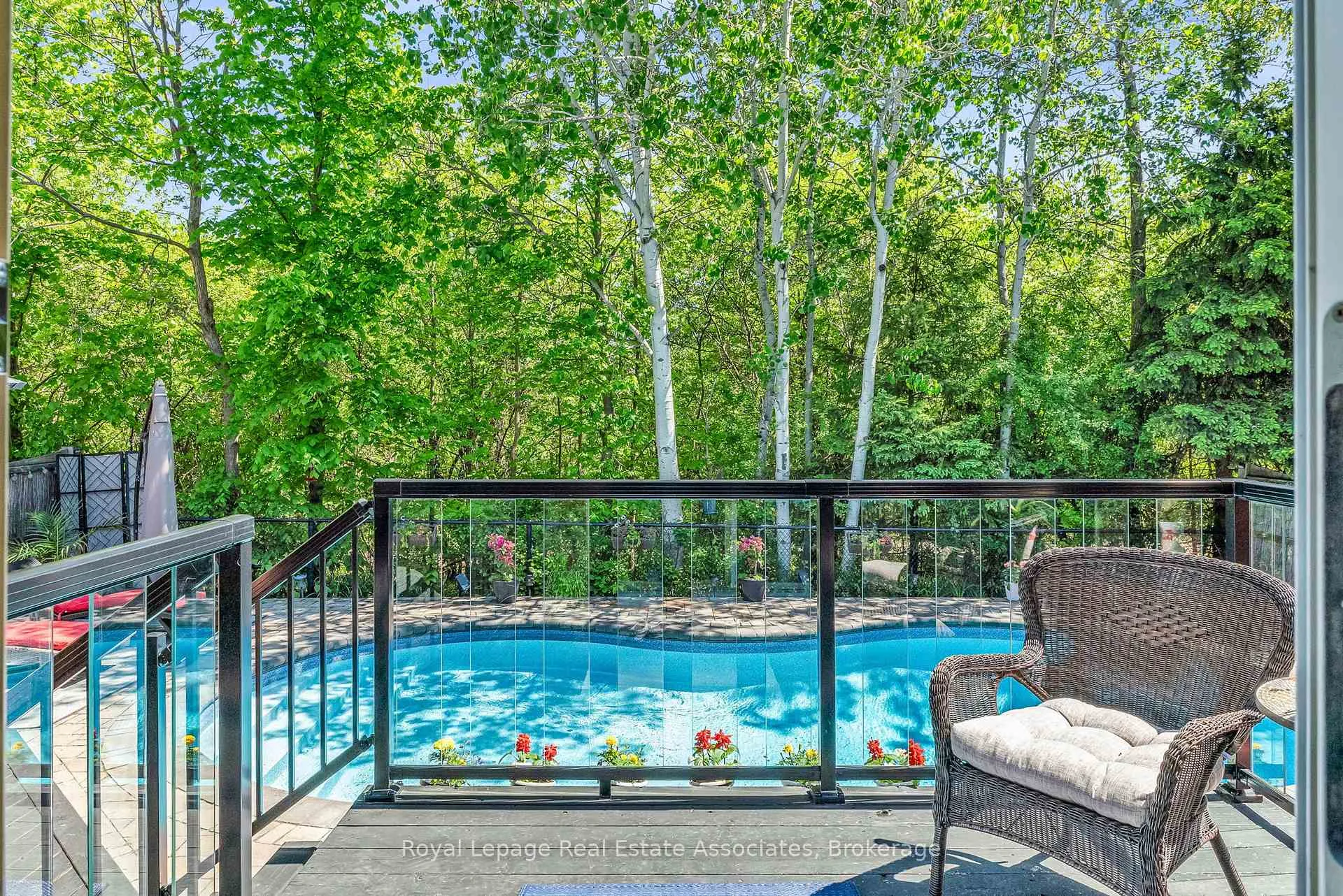 Photo 43 of 273 Duskywing Way, Oakville, Bronte — HOMEH