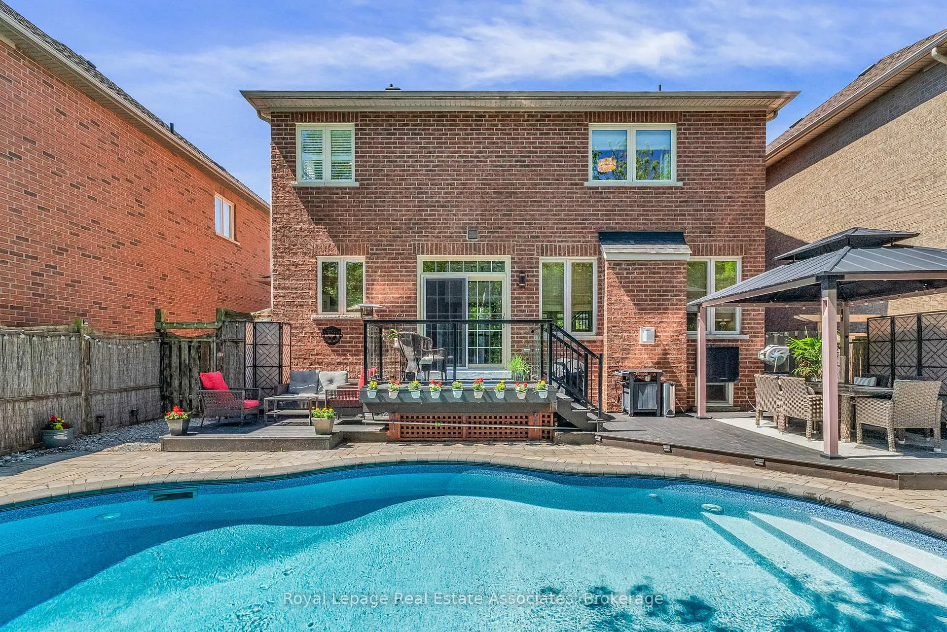 Photo 45 of 273 Duskywing Way, Oakville, Bronte — HOMEH