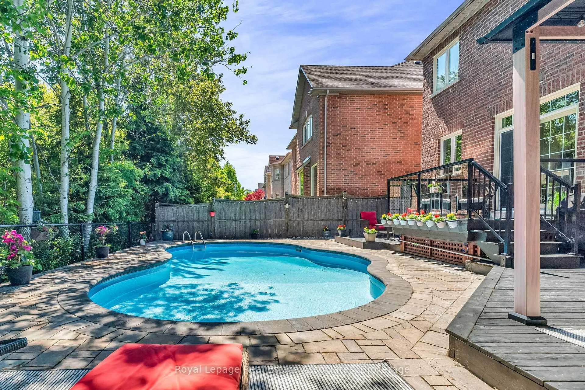 Photo 46 of 273 Duskywing Way, Oakville, Bronte — HOMEH